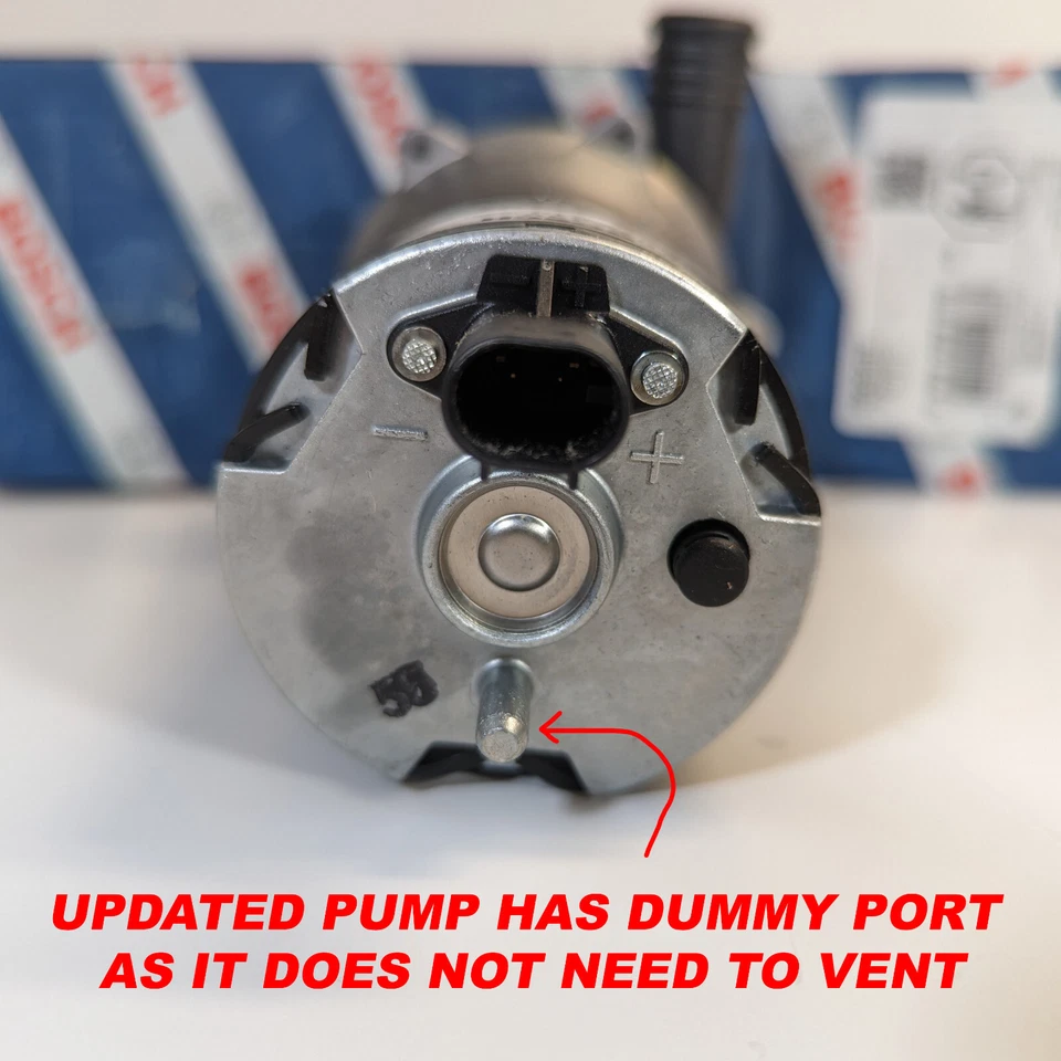 ACTUALIZADO Genuino Bosch Bomba de Agua Auxiliar Intercooler Refrigerante Mercedes ML63 AMG Foto 3 de 4