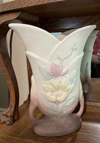 Vintage Hull Pottery Magnolia Matte USA 9-10 1/2 Cream Yellow & Mauve Vase READ