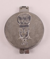 Vintage 1950s Hamburger Press Aluminum Two-Piece Taiwan
