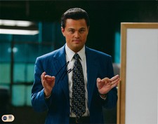 LEONARDO DI CAPRIO SIGNED WOLF OF WALL STREET 14x11 PHOTO (ACG CERT AG16962)