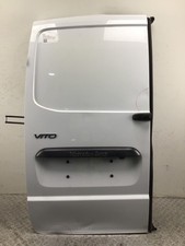 Hecktür links 9147 (Lackfarbe Arktikweiß MB 9147) MERCEDES-BENZ Vito Kasten (W44 Hecktür links 9147 (Lackfarbe Arktikweiß MB 9147) MERCEDES-BENZ Vito Kasten (W44