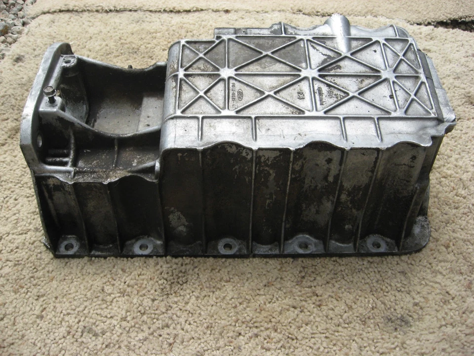 91 92 93 94 FoRD eSCoRT MeRC TRaCeR 1.9L aluminum engine oil pan = F0EE-6675-AE - Image 3 of 4