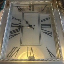 Wall Clock Impressive Design Great Condition Moving Good