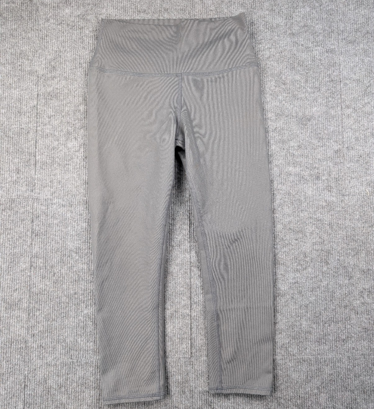 Alo Crop Leggings Womens XS Gray Athletic Athleisure Training Yoga Gym Gray