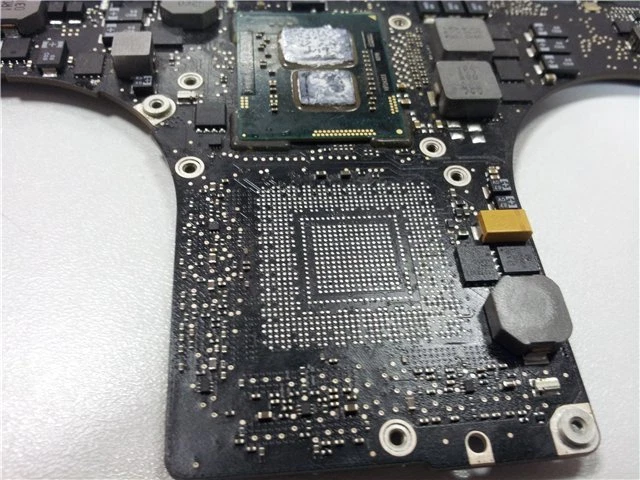 ✅Riparazione Scheda Video MacBook Pro 15" 2011 A1286 HD 6490 HD 6750  820-2915 ✅ - Immagine 3 di 3