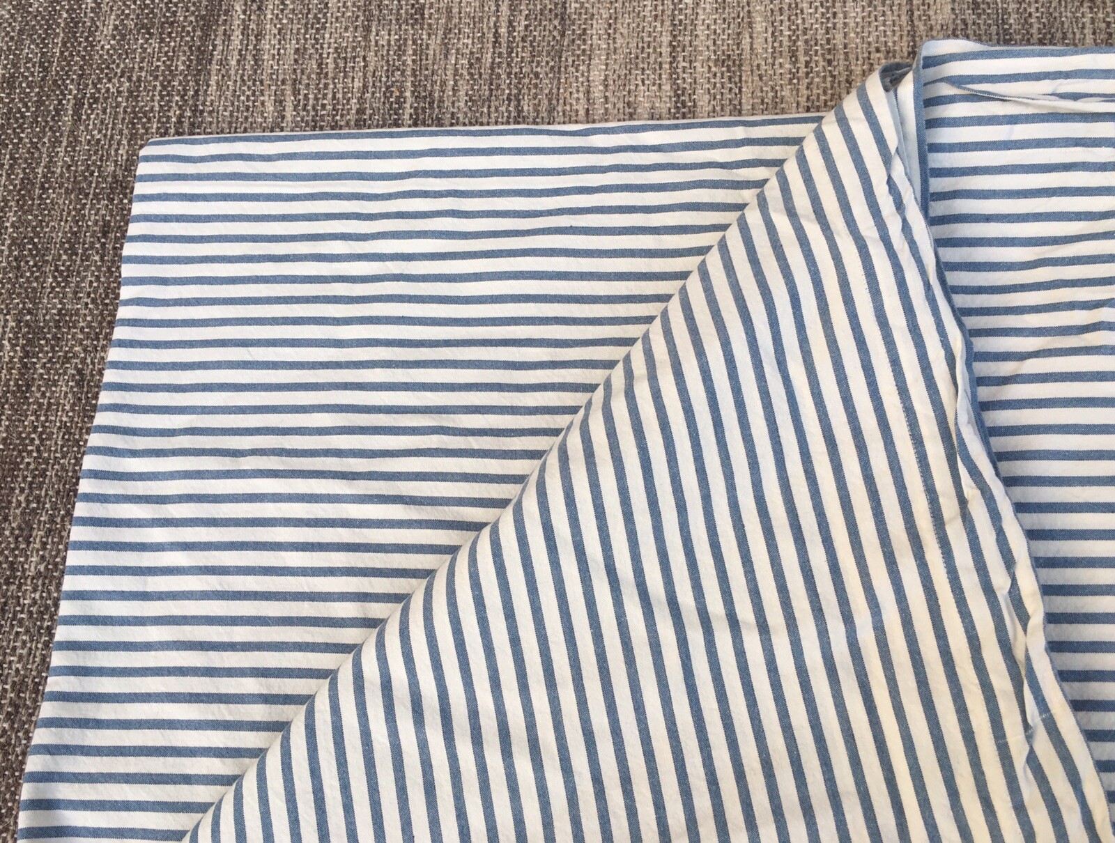 Pottery Barn Newbury Plaid Cotton Tablecloth 70 X 108 For Sale