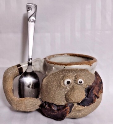 vintage art pottery 3d funny ugly face big nose cup mug w/ Spoon holder (A-2)