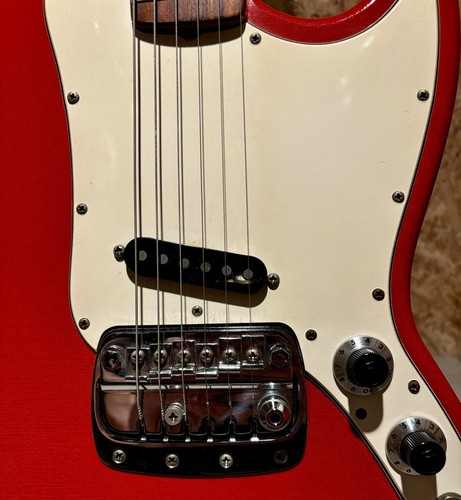 Fender Bronco 1968 Used Electric Guitar
