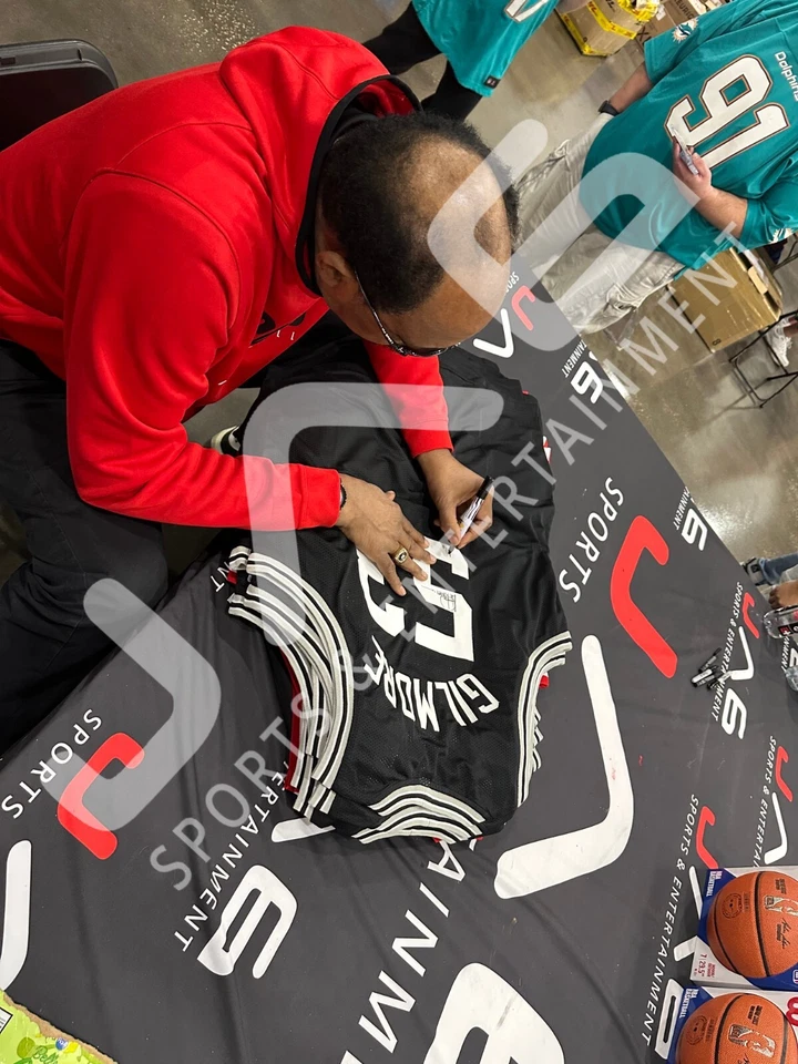 Camiseta firmada autografiada con inscripción de Artis Gilmore NBA San Antonio Spurs certificado de autenticidad JSA Foto 4 de 4