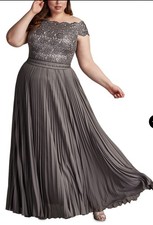 Tadashi Shoji Pleated Chiffon/embellished Bodice/off The Shoulder Gown,newSz 20Q