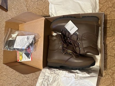 Altberg Defender Boots Size 10L NEW