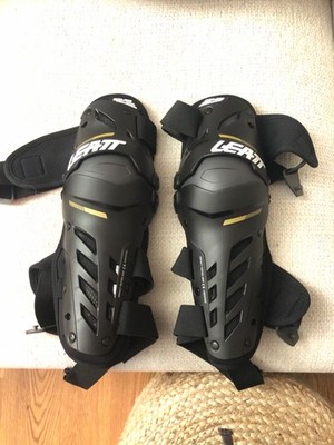 leatt dual axis knee guards, like new, never worn, black, size sm/md  