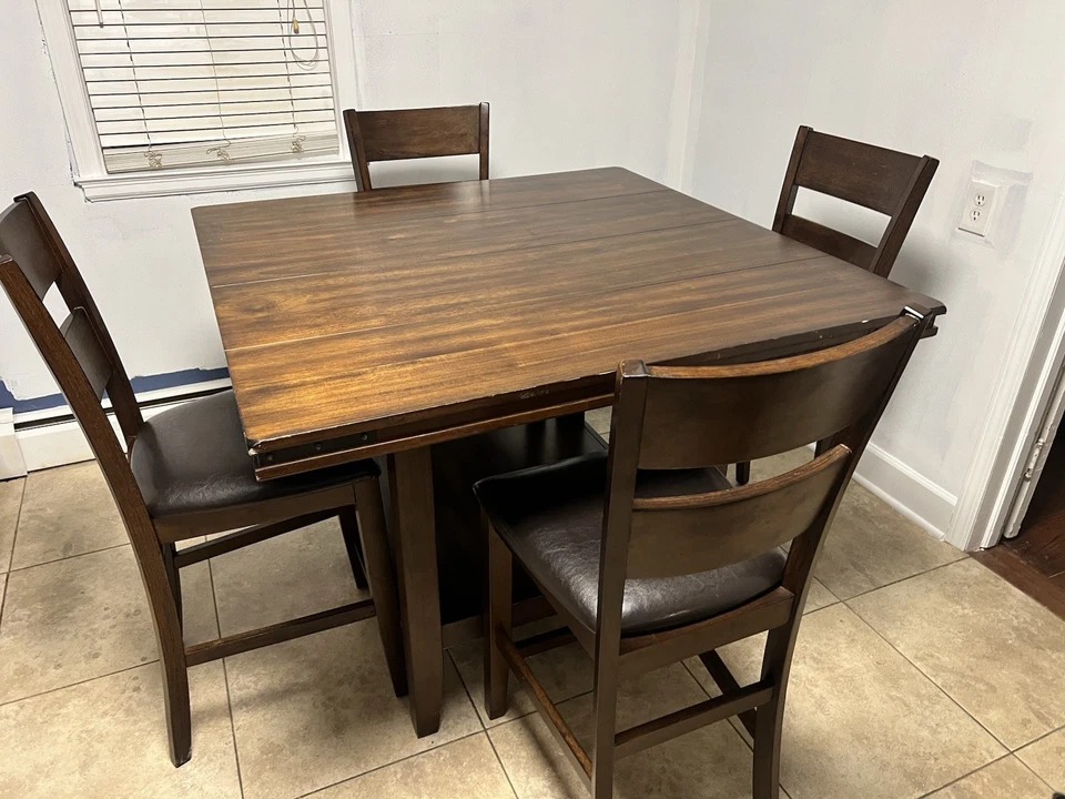 Juego de comedor Coaster Gabriel de 5 piezas con altura de mostrador cuadrado - Acabado capuchino Foto 3 de 3