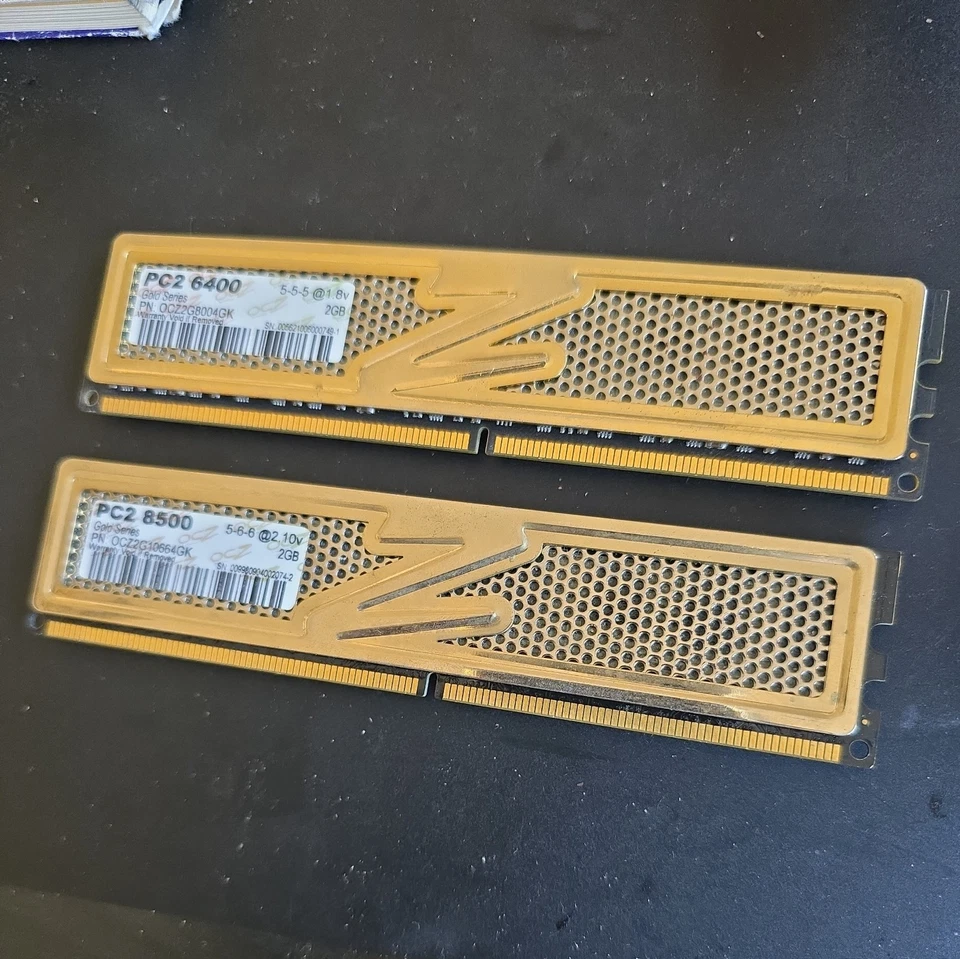 4GB KIT OCZ Gold Series DDR2 RAM 1066MHz PC2-8500U DIMM 240-pol.CL5 OCZ2G10664GK - Image 4 of 4