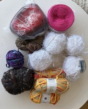 Bobbel Und Wollreste Zusammen 600g