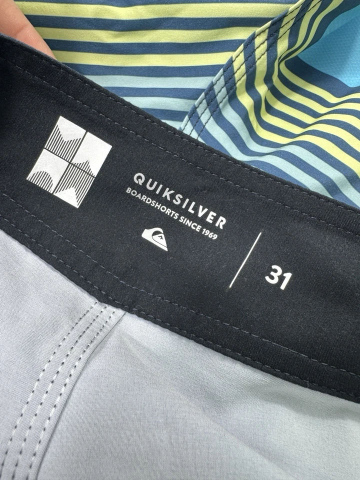 Volcom Dry Flight Men 31x9.5 NWT Hybrid Short Stretch Performance Lightweight - Image 3 of 4