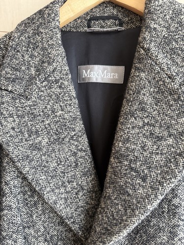 MaxMara Tweed Coat- size 42, UK 12, Made in Italy - length 117cm - Picture 3 of 8