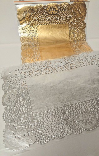 5 METALLIC FOIL RECTANGULAR DOILIES Apr35x24cm Yellow Gold Silver XMAS CHRISTMAS - Picture 3 of 15