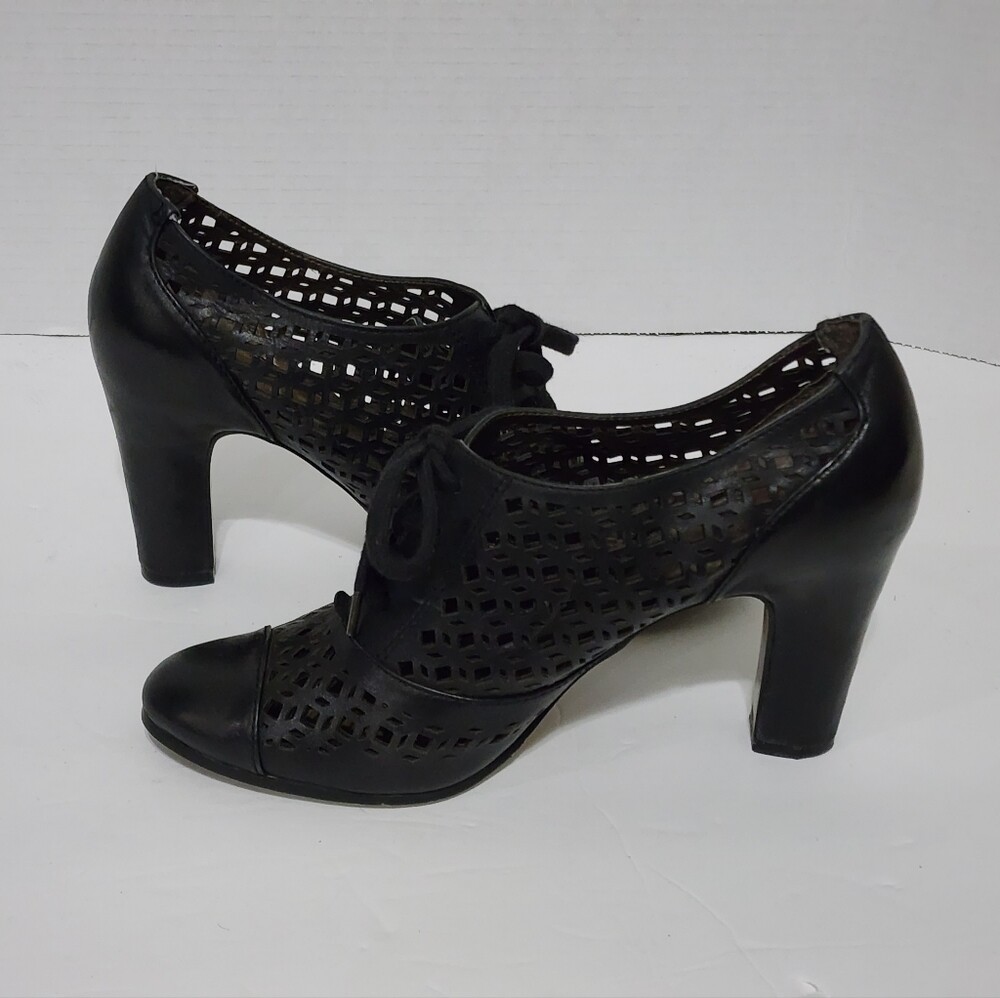 Sam Edelman Sawyer perforated heeled Oxford shooties size 10 | eBay