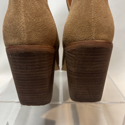 Lisa Vicky Women's 8.5M Camel Tan Suede Notch Block Heel Booties EUC - Picture 6 of 9