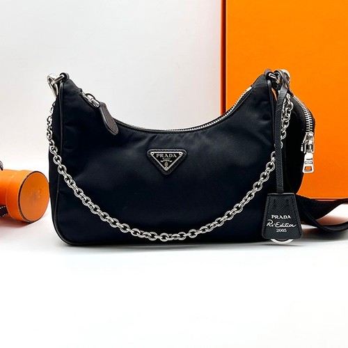 Prada Re-Edition 2005 Black Nylon Silver Hardware Hobo Shoulder With Pouch