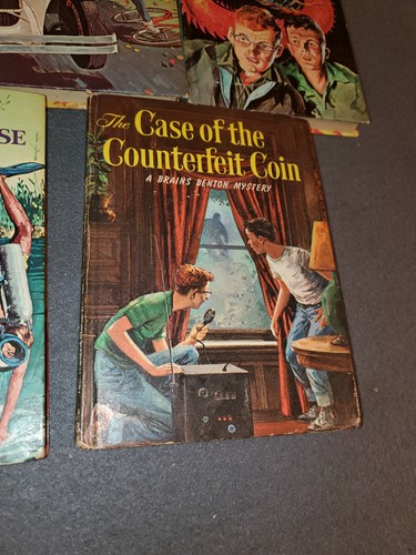 DB2 Brains Benton 5 Book Lot Vtg Mystery Case Detective HC George Wyatt 1 2 4 5 - Imagen 4 de 9