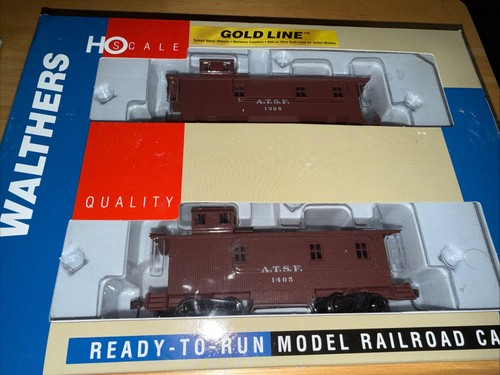 Caboose de madera Walthers 932-27582 escala HO Santa Fe serie 1300 (paquete de 2) Nuevo de Lote Antiguo | Zustand: New