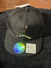 Jordan Pro Cap Kids 8-20 Black/Gold Jumpman Adjustable Embroidered Hat