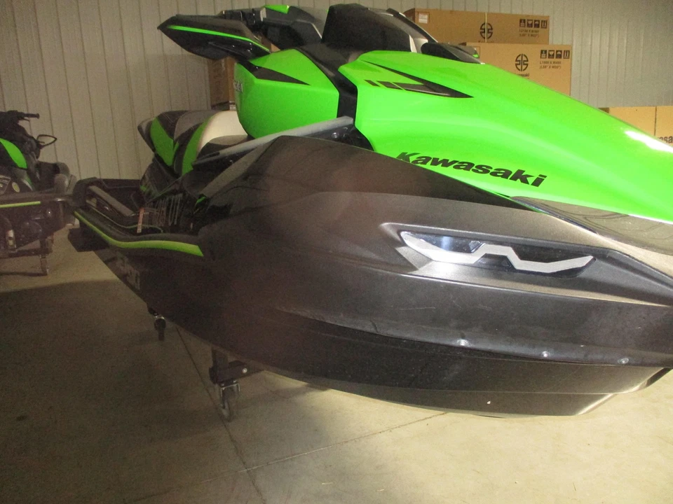 Kawasaki Ultra 310 LX-S 2022 Foto 2 de 4