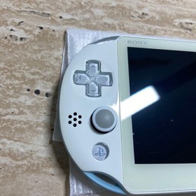 PS Vita PCH-2000 Light Blue White Complete in Box Excellent Condition 7036