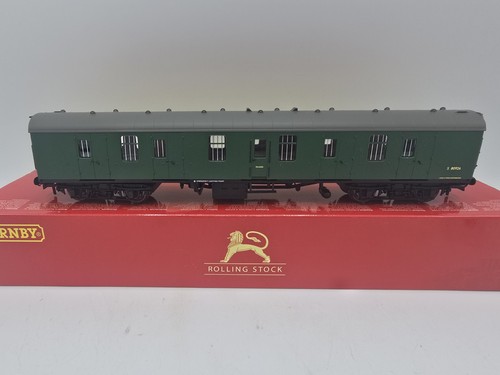#6779 Hornby R4699 Mk1 BG Vollbremse in BR grün `S80926`. | Zustand: Used