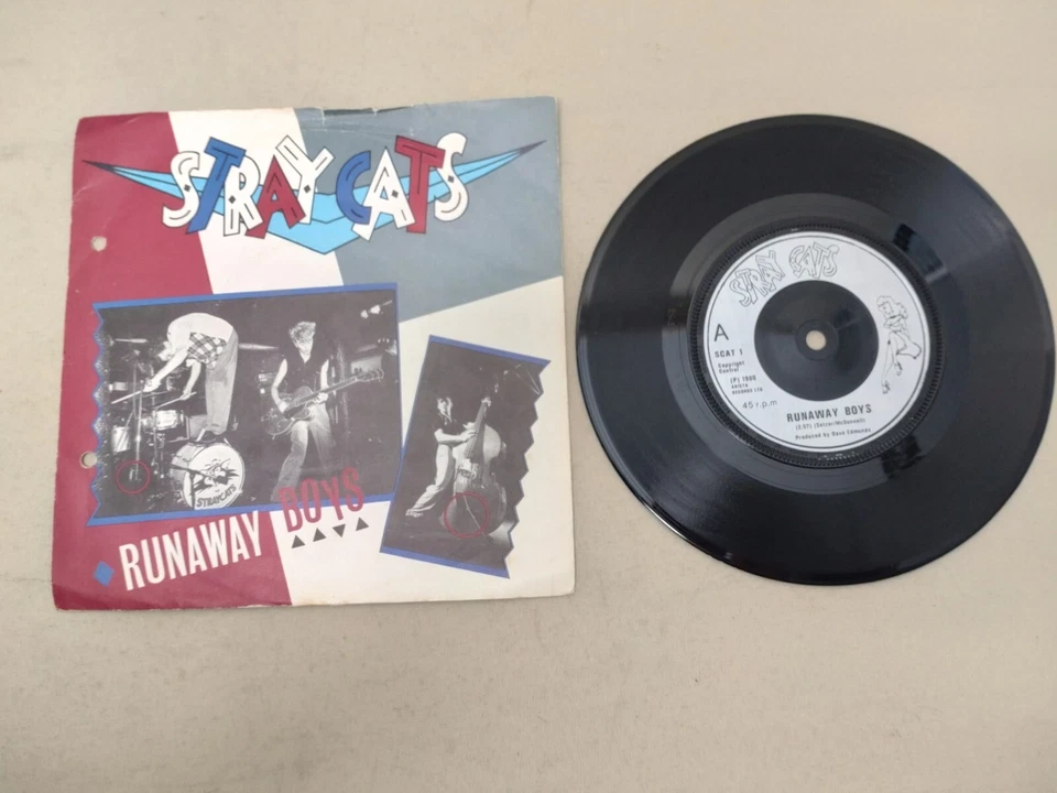 Stray Cats Lot of 3 X  7" Vinyl Singles Rock This Town Runaway Boys Rebels Rule Foto 3 de 4