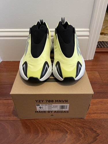 Size 9.5 - Adidas Yeezy Boost 700 MNVN Lace less Phosphor 2022 - Picture 2 of 5