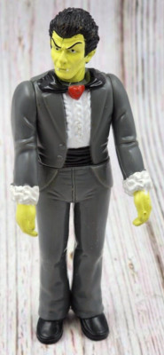 Taco Bell Creature Crypts Count Vladi Monster 4.5'' Figure 2003 DRACULA universal