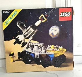 LEGO 6950 Mobile Rocket Transporter &ndash; Vintage 1982