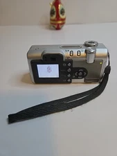 Minolta Konica DiMAGE F200 4.0MP Digital Camera - Silver - Tested & Works Great