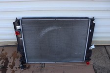 2018-2020 GENESIS G80 3.8L ENGINE COOLING COOLANT RADIATOR OEM