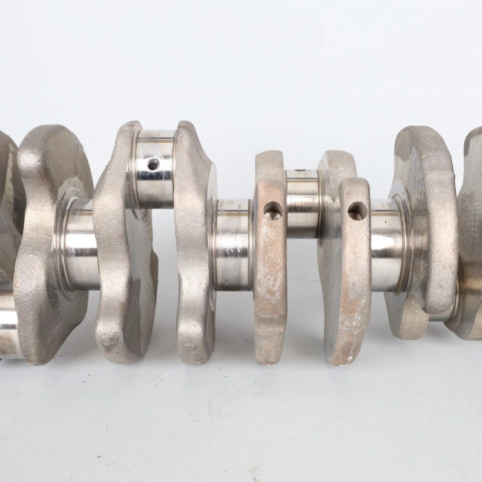 1993-1995 Volkswagen Eurovan 2.5 Engine Crankshaft 074105019E OEM Used - Image 3 of 4