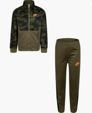 Nike Boy`s Therma Dri Fit Jacket & Pants 2 Piece Set MediumOlive/Orange