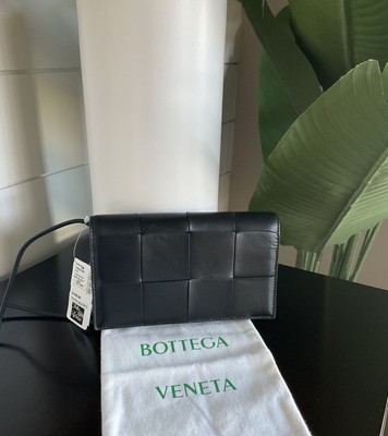 BOTTEGA VENETA Cassette Maxi Intreccio Lambskin Crossbody Wallet Bag Black $1600