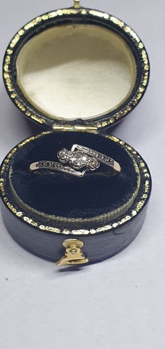 Antique Diamond Engagement Ring Yellow Gold Gorgeous Trilogy ☆ Sale Know on☆