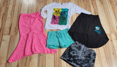 Konvolut Paket 5 Teile Rock Meerjungfrau Hose Shirt 134 140 C&A Monster High -I