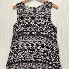 Bobeau Sleeveless Tank Top Geometric Print Casual Top Made in USA Women's Size L