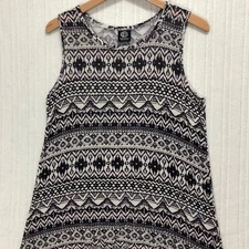 Bobeau Sleeveless Tank Top Geometric Print Casual Top Made in USA Women's Size L
