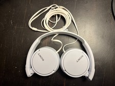 Sony MDR-ZX110 Ear-Pad (On the Ear) Headband Headphones - White