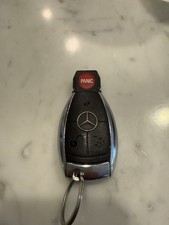 Oem Mercedes-benz Iyz3317 4 Button Smart Key Fob E350 Used No Key Blade Oem Mercedes-benz Iyz3317 4 Button Smart Key Fob E350 Used No Key Blade