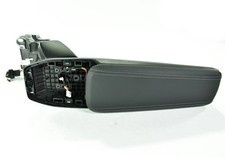 Original BMW 2er U06 X1 U11 Mittelarmlehne schwarz/grau Ambiente licht 4A1CA52