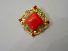 Vintage BRIGHT Orangey/red & gold Metal Brooch. 