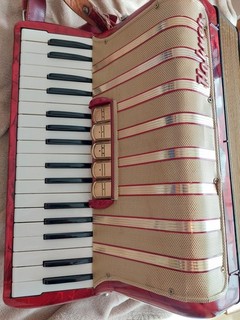 Hohner Concerto III Accordion