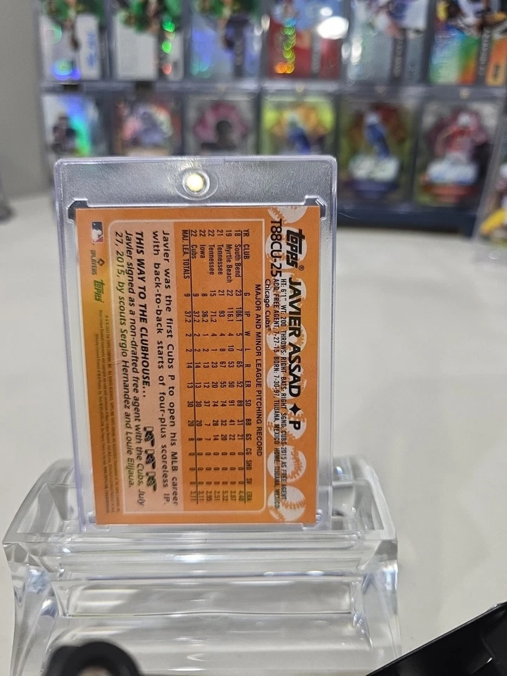 JAVIER ASSAD MOJO-2023 Topps Series 2 - 1988 Chrome Silver Pack #T88CU-25 Rookie - Image 2 of 2